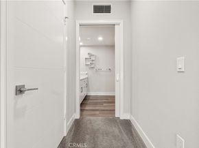 6030 Seabluff 505, Playa Vista CA 90094