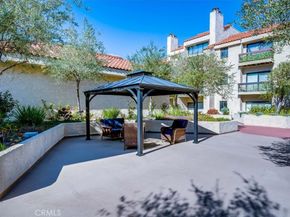 8180 Manitoba Street 302, Playa Del Rey CA 90293