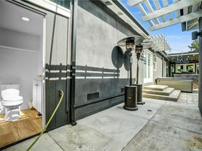 4601 Pepperwood, Long Beach CA 90808