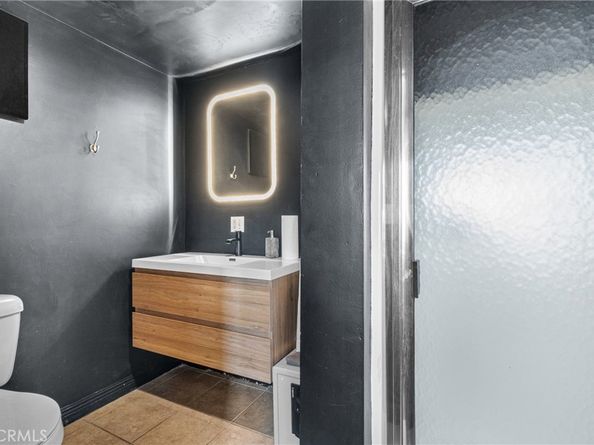 2067 Mayview Drive, Los Angeles CA 90027