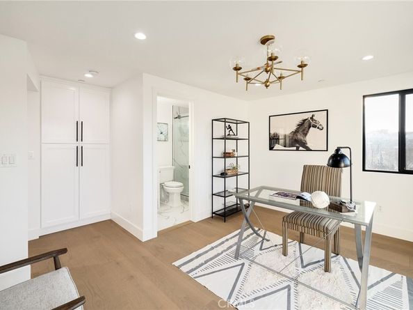 2414 Clark Lane B, Redondo Beach CA 90278