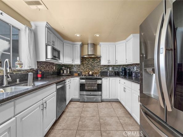 4845 W 118th Place, Hawthorne CA 90250