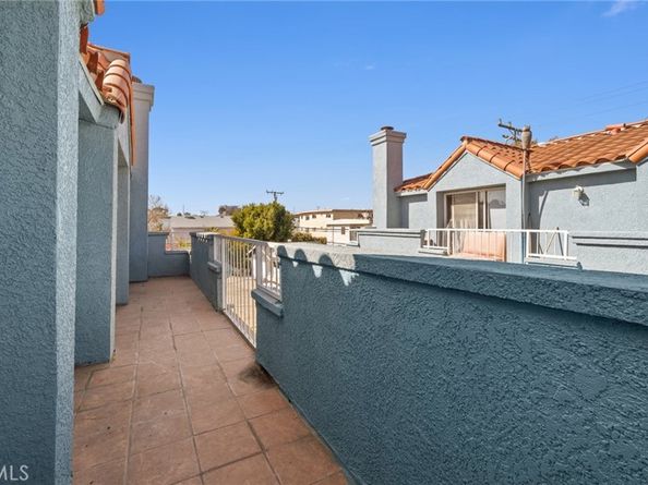 4845 W 118th Place, Hawthorne CA 90250