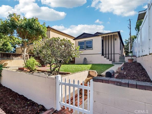 532 Rosecrans Avenue, Manhattan Beach CA 90266