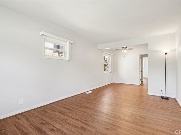 532 Rosecrans Avenue, Manhattan Beach CA 90266