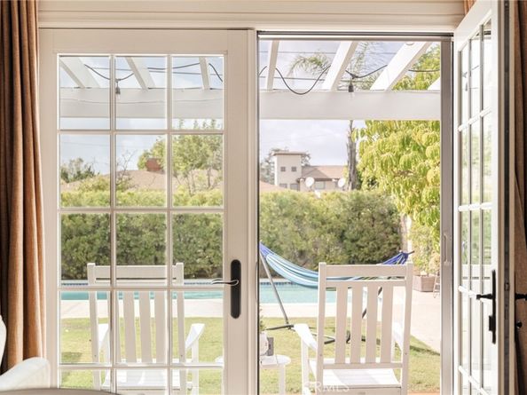 4943 Ledge Ave, Toluca Lake CA 91601