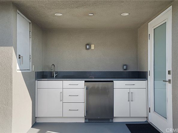 5409 W Wilshire Vista Lane, Los Angeles CA 90019