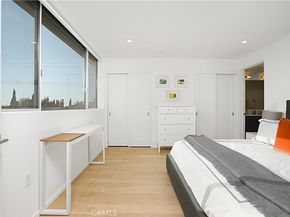 5409 W Wilshire Vista Lane, Los Angeles CA 90019