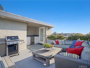 5409 W Wilshire Vista Lane, Los Angeles CA 90019