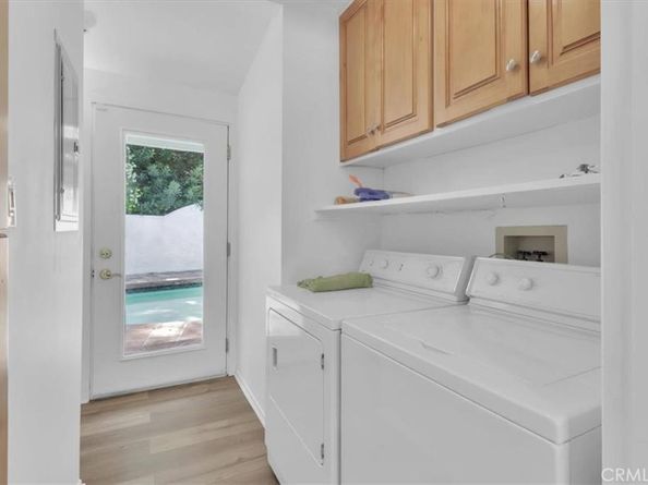 9466 Hidden Valley Place, Beverly Hills CA 90210