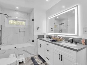 9466 Hidden Valley Place, Beverly Hills CA 90210