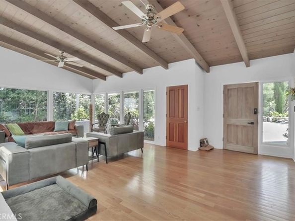 9466 Hidden Valley Place, Beverly Hills CA 90210