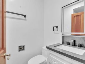 9466 Hidden Valley Place, Beverly Hills CA 90210