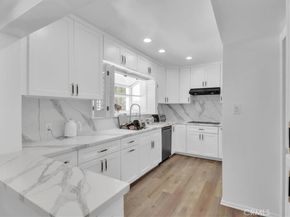 9466 Hidden Valley Place, Beverly Hills CA 90210