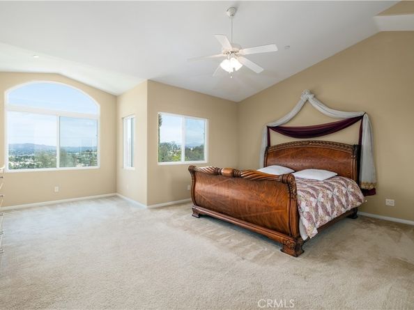 1381 W 11th Avenue, Escondido CA 92029
