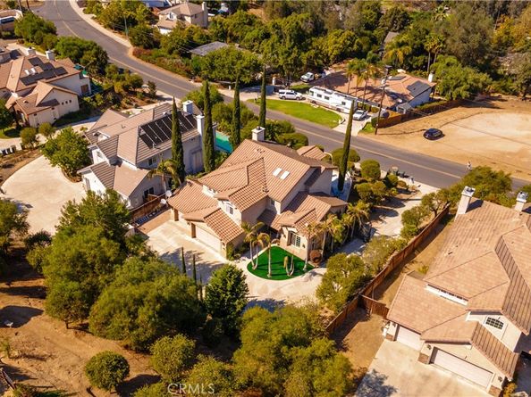1381 W 11th Avenue, Escondido CA 92029