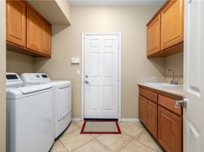 1381 W 11th Avenue, Escondido CA 92029