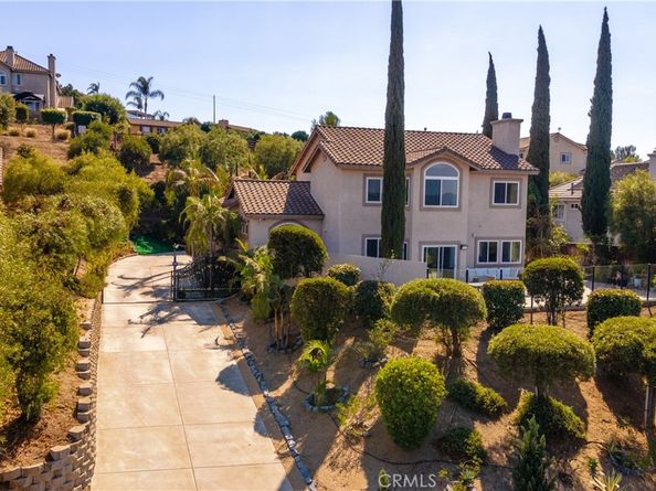 1381 W 11th Avenue, Escondido CA 92029