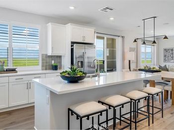 2602 E Hyde Paseo