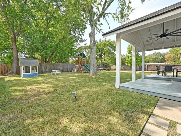 5600 Oak BLVD S, Austin TX 78735