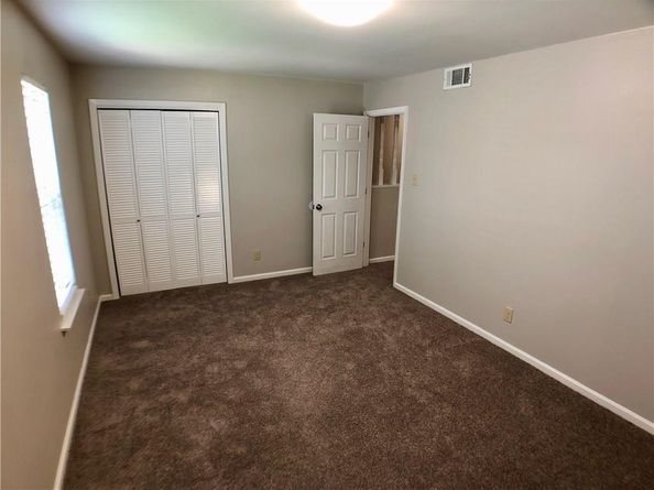 8502 Woodstone DR, Austin TX 78757
