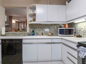 40 N Interstate 35 Highway 6C1, Austin TX 78701