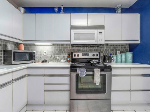 40 N Interstate 35 Highway 6C1, Austin TX 78701