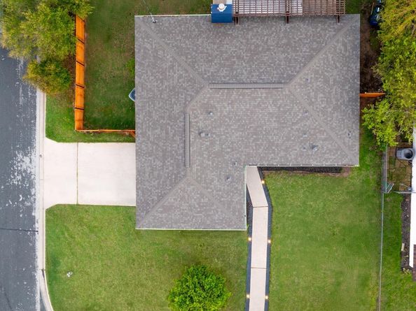 3907 Carmel DR, Austin TX 78721