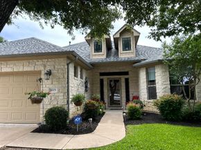 1005 Fort Davis ST, Georgetown TX 78633