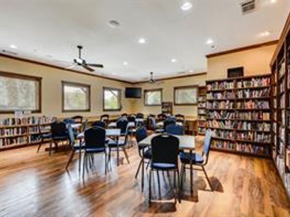 1005 Fort Davis ST, Georgetown TX 78633