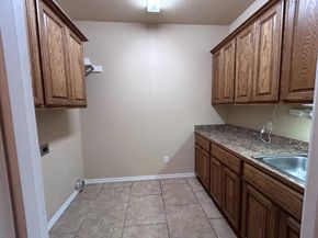 1005 Fort Davis ST, Georgetown TX 78633