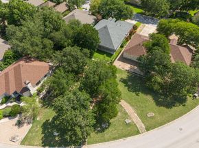 1005 Fort Davis ST, Georgetown TX 78633