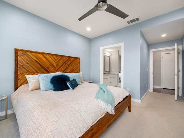 2003 Wilson ST 5, Austin TX 78704