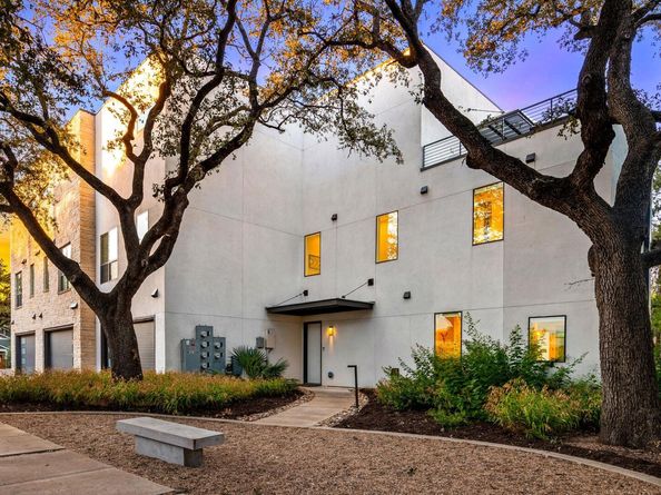 2003 Wilson ST 5, Austin TX 78704