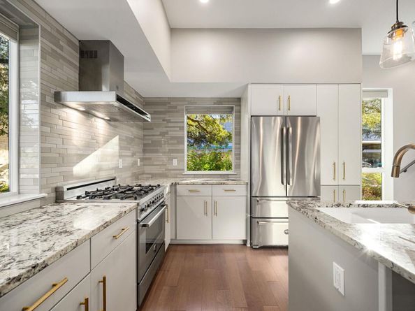 2003 Wilson ST 5, Austin TX 78704