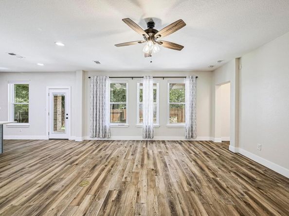 1400 Hargis Creek TRL, Austin TX 78717