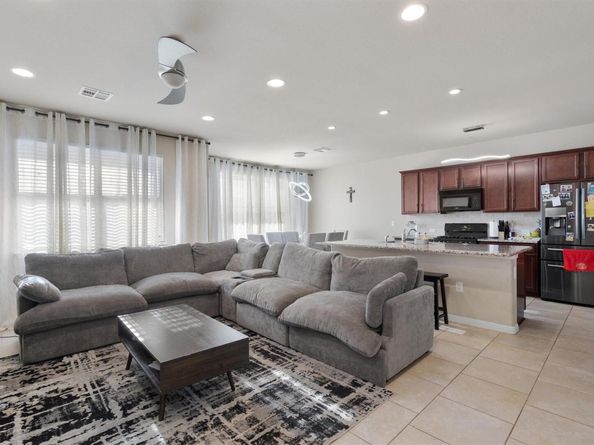 417 Epiphany LN, Pflugerville TX 78660