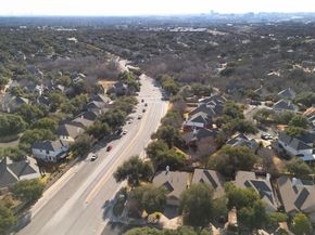 1601 Lynnville TRL, Austin TX 78727