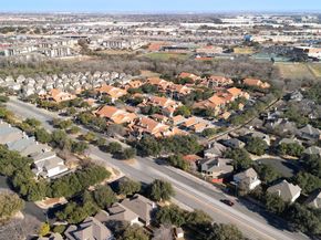 1601 Lynnville TRL, Austin TX 78727