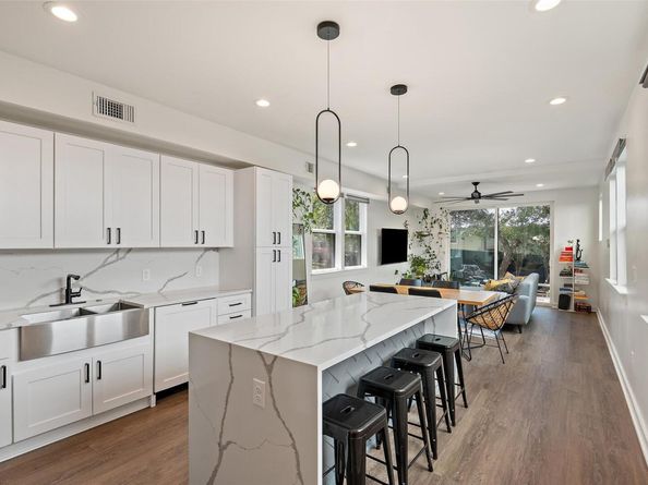 5515 Hudson ST 1, Austin TX 78721