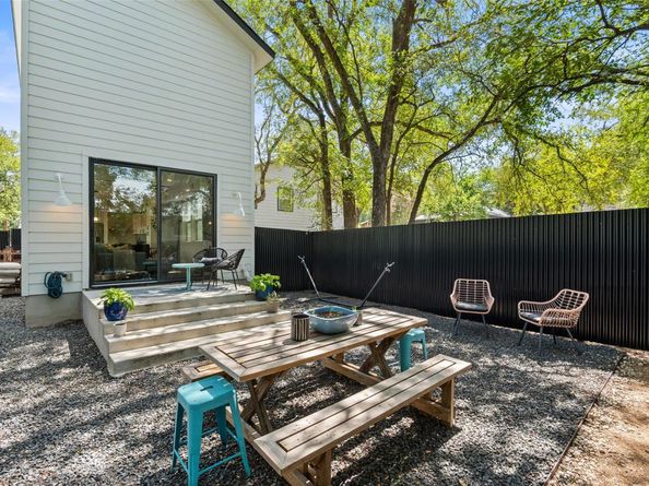 5515 Hudson ST 1, Austin TX 78721
