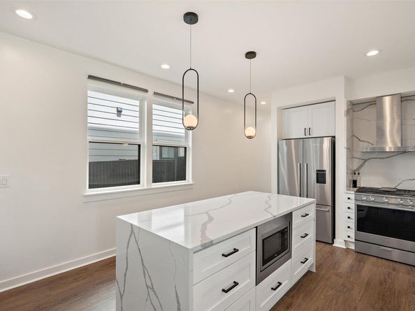 5515 Hudson ST 1, Austin TX 78721