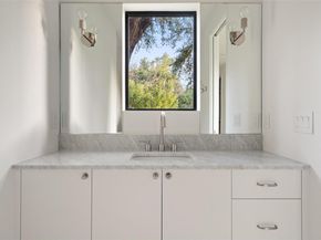 2704 Mountain Laurel DR, Austin TX 78703