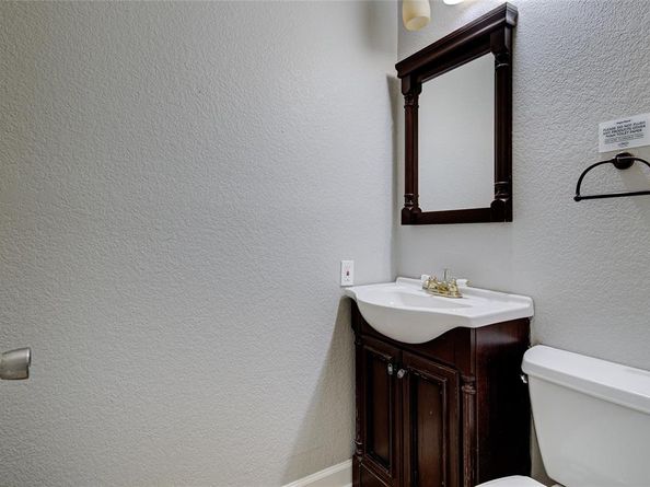 7507 Davy DR, Volente TX 78641