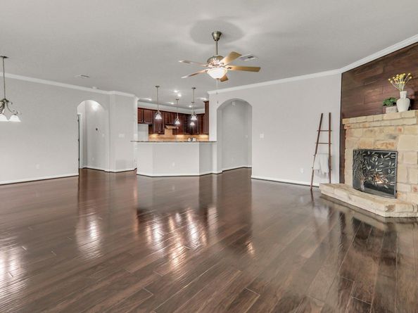 109 Lake Livingston DR, Georgetown TX 78628