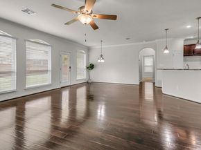 109 Lake Livingston DR, Georgetown TX 78628