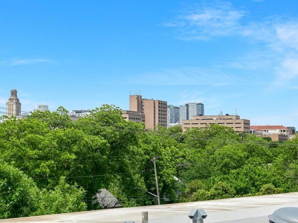 3110 Red River ST C403, Austin TX 78705