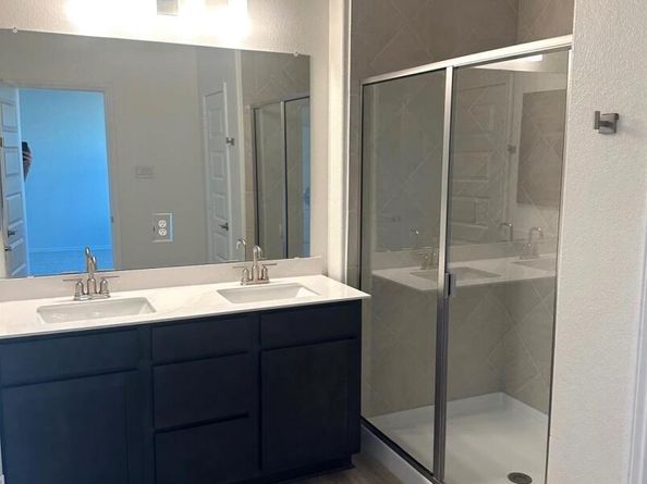 1609 Red Berry PASS, Georgetown TX 78628