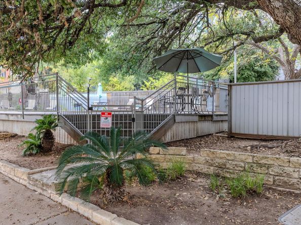 3204 Menchaca RD 710, Austin TX 78704