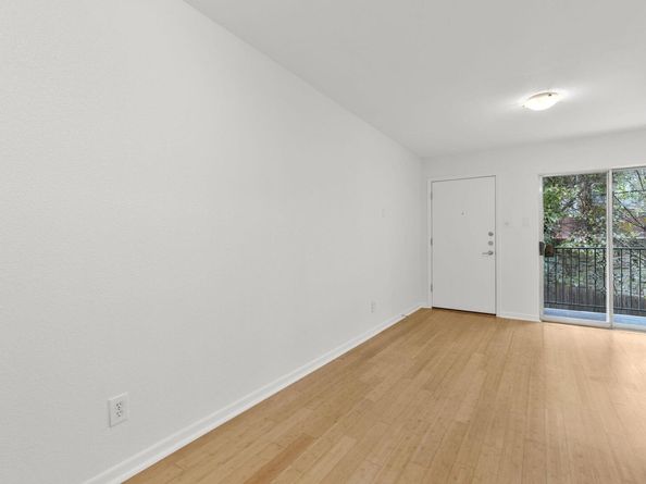 3204 Menchaca RD 710, Austin TX 78704